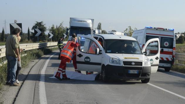 Tangenziale, stroncato da un malore