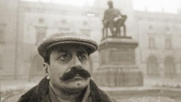 Esce domani un nuovo francobollo dedicato a  Guareschi. Ma non a Parma?