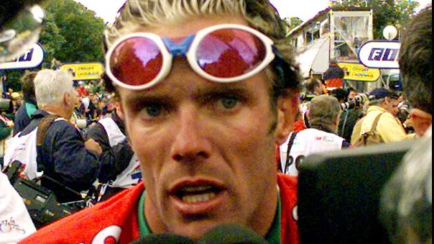 L'ex moglie  di Cipollini: 'Mi puntò la  pistola alla testa'