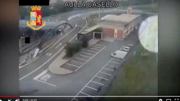 Contromano in A15 e inversione a U: diffuso il video
