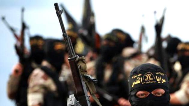  Siria, le Ong: 14 civili uccisi. Fonti curde: 'Scappati 800 affiliati dell'Isis'