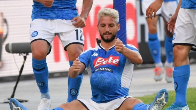 Napoli, il futuro di Mertens è un mistero