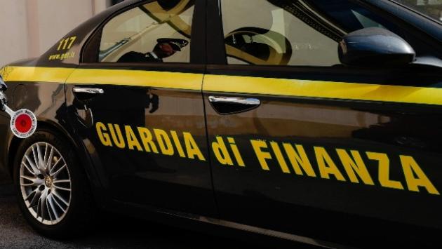 Un'insegnante di religione circuiva gli anziani