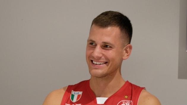 Gudaitis ringrazia i tifosi dell'Olimpia
