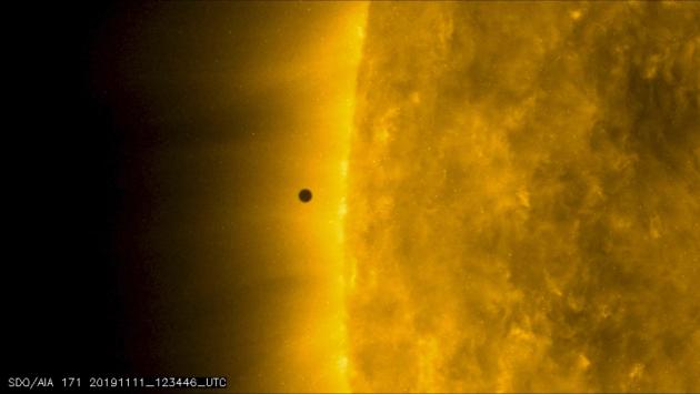 Ecco la spettacolare  danza di Mercurio sul Sole