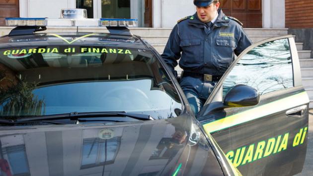 Caso Lambri, il tesoretto cresce: sequestro milionario sui conti di tre clienti