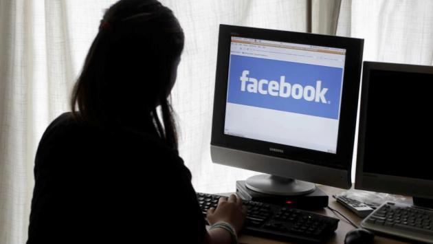 Facebook debutta nei pagamenti digitali, lancia Pay