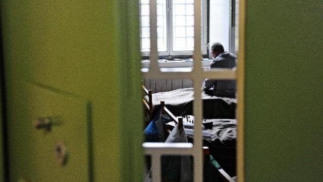 Milano, donna violentata per 11 ore dal maniaco seriale incontrato online