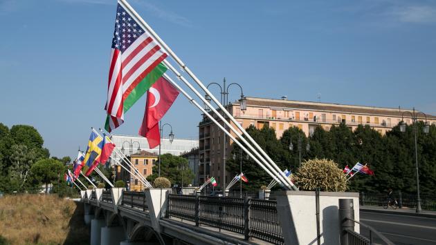 Ponte delle Nazioni: cade con lo scooter, finisce al pronto soccorso