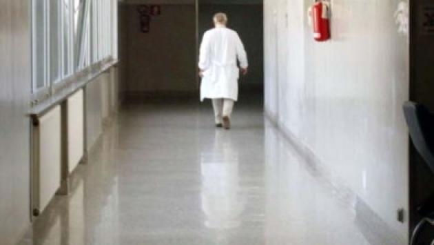 Alzheimer, scoperta molecola che blocca la malattia 