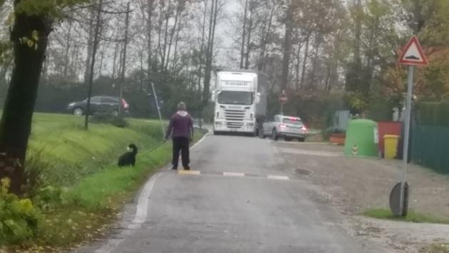 Ravadese, gli abitanti di via Case Vecchie: «Siamo abbandonati»