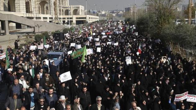 Calcio: proteste di piazza a Teheran per Stramaccioni 
