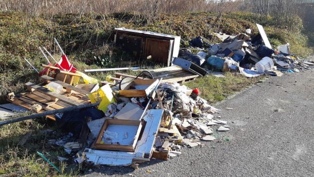 Discarica abusiva a Baganzola