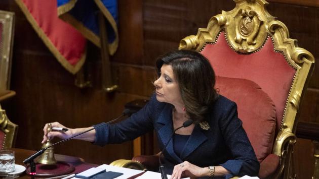 Senato, sì alla fiducia sulla manovra (166 sì e 128 no)