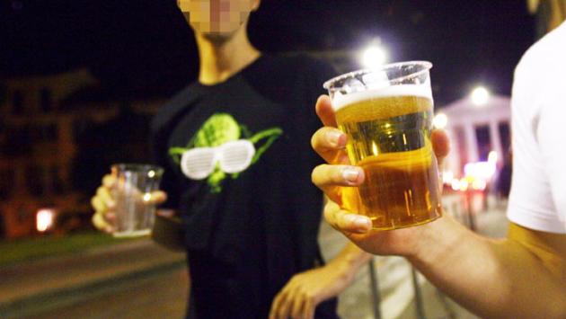 Capodanno: niente superalcolici e aperture prolungate per i negozi