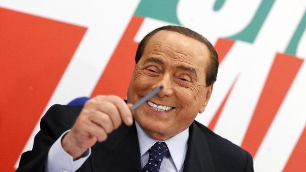 Ruby Ter: "Le ragazze cavalcavano Berlusconi"