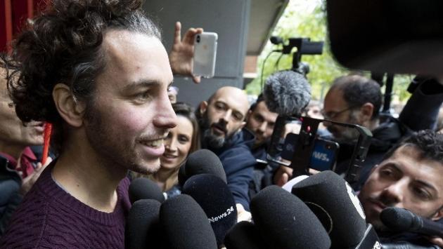 Le Sardine: "Non andiamo a Bibbiano se rinuncia anche la Lega"