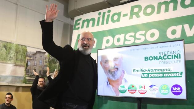 Bonaccini vince in regione ma a Parma la Borgonzoni è nettamente prima. Al Pd dai 22 ai 23 seggi