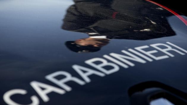 Abusi su minori in cambio di regali, prete arrestato a Genova