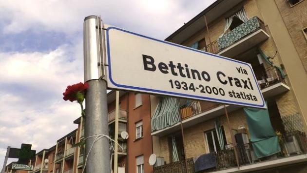 Una piazza per Craxi nel Padovano? Scoppia la polemica