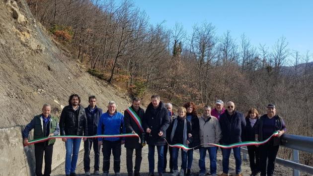 Roccaferrara, riaperta la strada. Il sindaco: "Ora posso rincasare"