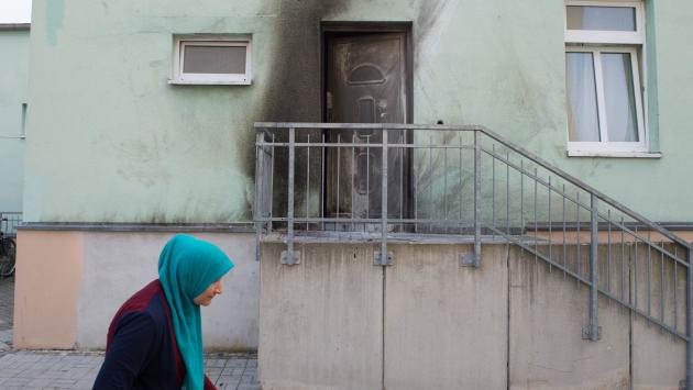 Bombe davanti a moschea e centro congressi a Dresda