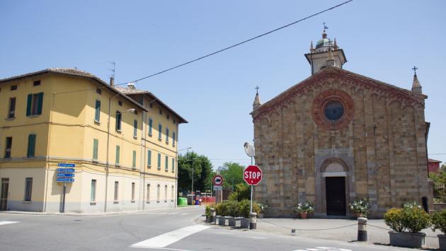 Famiglia in isolamento per scelta autonoma