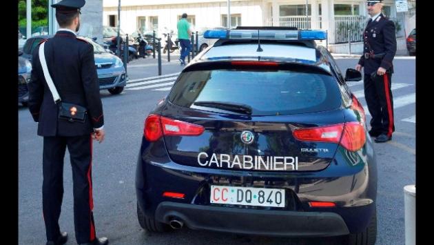 Coronavirus: cinese picchiato in un bar