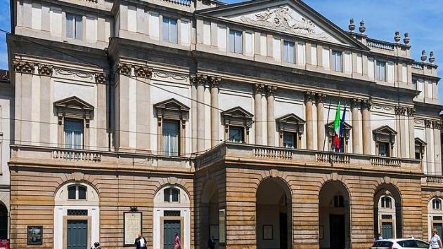 Scala, alla prima del "Ratto del serraglio" un telefonino è caduto da un palco e ha ferito uno spettatore in platea