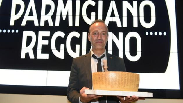  Consorzio Parmigiano Reggiano, Bertinelli: 'L'export non puo' fermarsi'
