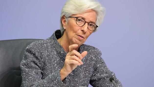 Lagarde: "Non abbiamo ancora finito con i rialzi dei tassi"