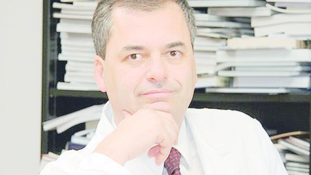 Covid-19, l'arma più efficace  è un mix di farmaci antivirali