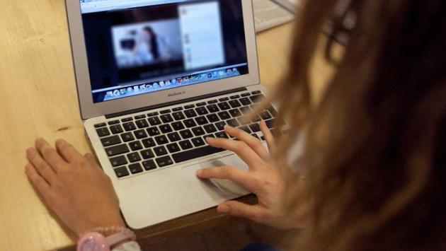 Prefettura e sindaci: 'Non andate oggi a recuperare pc aziendali. Domani sarà consentito'