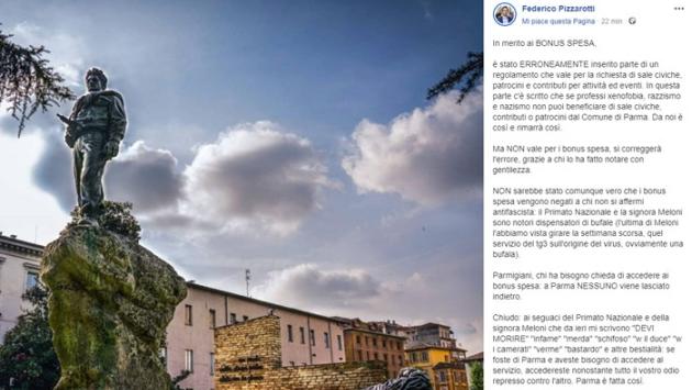 Pizzarotti: 'E' stato un errore: per il bonus spesa non serve dichiararsi antifascisti'