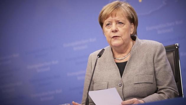 Merkel "no agli Eurobond, trovare altri strumenti di solidarieta'"