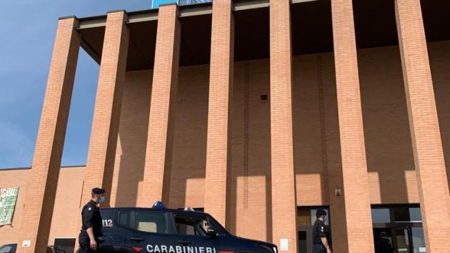 Ruba 14 bottiglie di whisky al supermercato di Ramiola: una 27enne nei guai