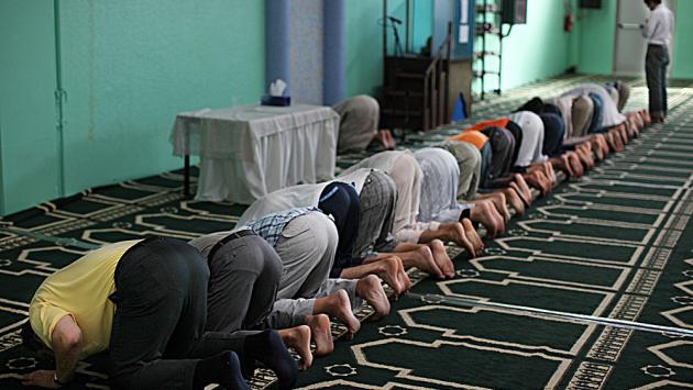 Moschee chiuse, il Ramadan inizia  in piazza Garibaldi
