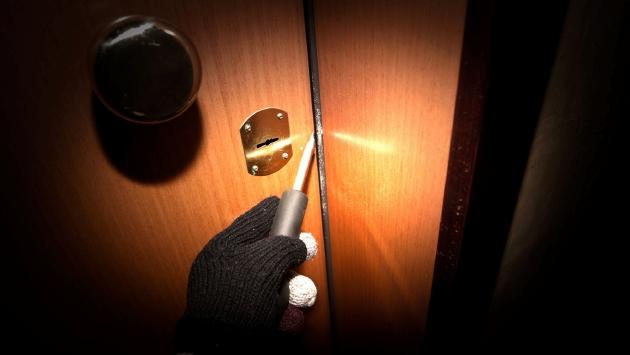 Famiglia fuori e ladri in casa: se il Natale diventa un incubo