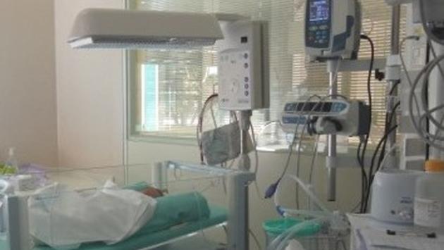 Nata al Maggiore la prima bambina da una mamma positiva: sta bene ed è negativa