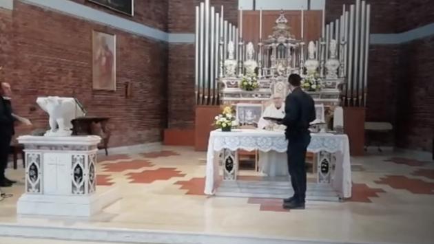 Si pensa a dare il via libera alle messe all'aperto dall'11 maggio