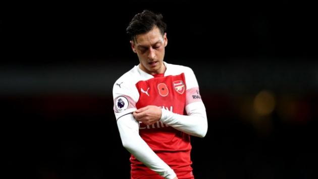 Arsenal, Ozil verso l'addio