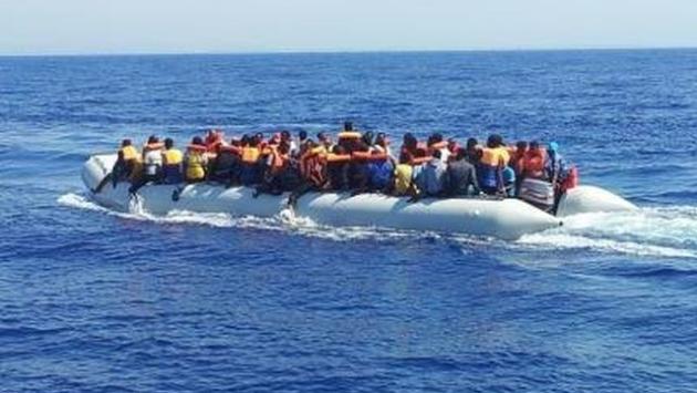 Altri due sbarchi di migranti a lampedusa, in 136 sull'isola