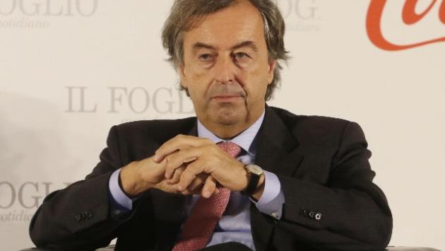 Coronavirus, il paese di Burioni si blinda