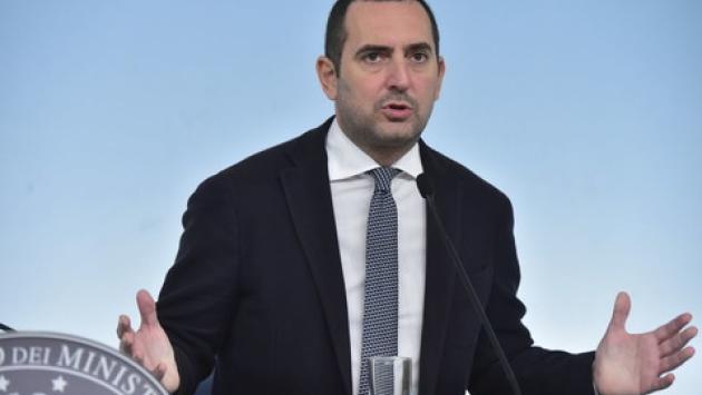 Apertura di Spadafora: "Squadra in quarantena se c'e' un positivo? Vediamo"