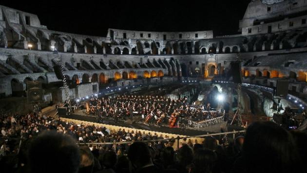 Si fermano  tutti i grandi eventi live del 2020: rinviati di un anno