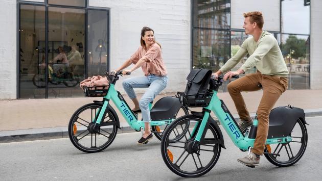 Post sui social per ritrovare la bici da 1500 euro rubata: gliene arriva una in dono. "Per quel che fai per l'Andos"