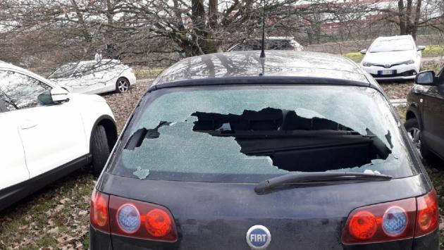 Danni e furti sulle auto dei podisti in gara
