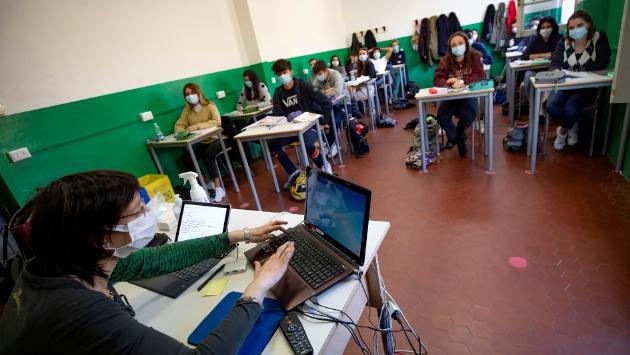 «Assurdo aspettare nove anni per diventare docente esperto»