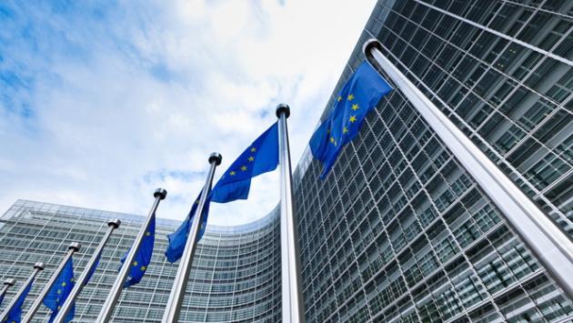 L'economia deve crescere più del tasso sul debito