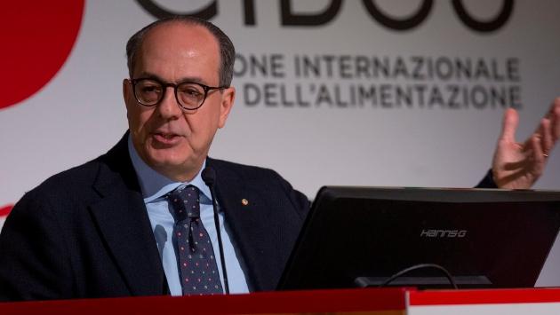De Castro: «Nuove regole Ue per proteggere l'alimentare. Export da record»